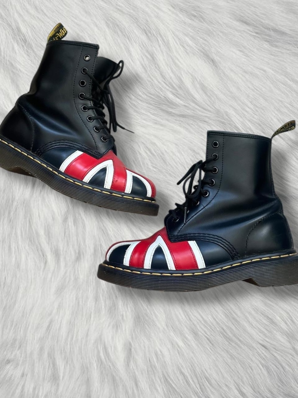✮ union jack doc marten boots ✮